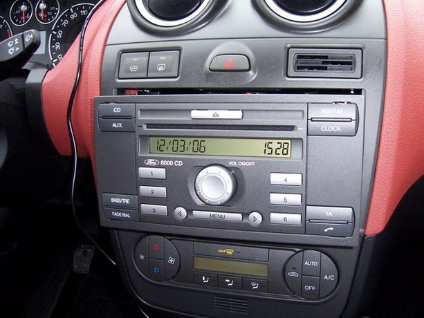  Autoradio Ford