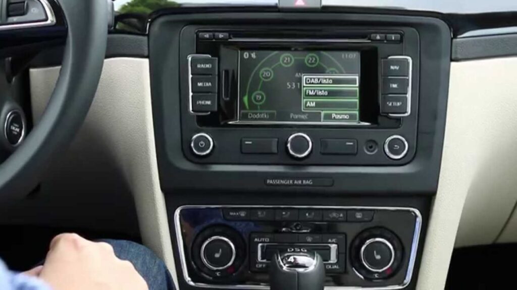 Código De Radio Skoda Superb