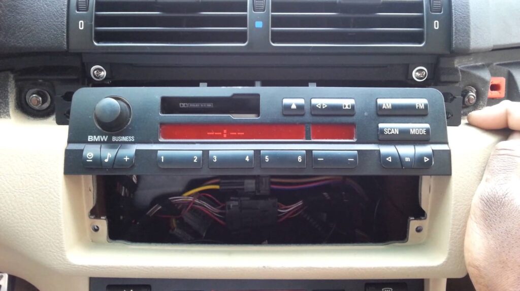 Radio BMW E46