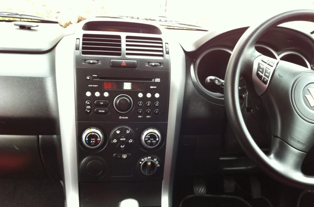 Radio Suzuki Grand Vitara