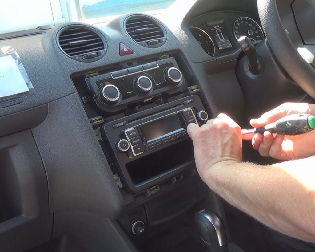 Vw Caddy Radio Geht Nicht